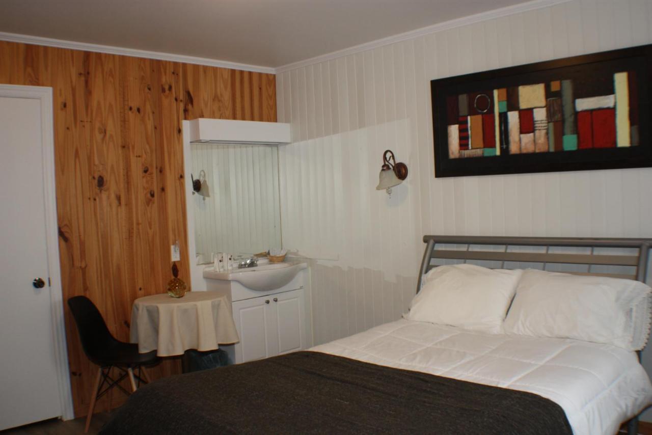 Auberge St-Tite-Des-Caps Saint-Tite-des-Caps 外观 照片