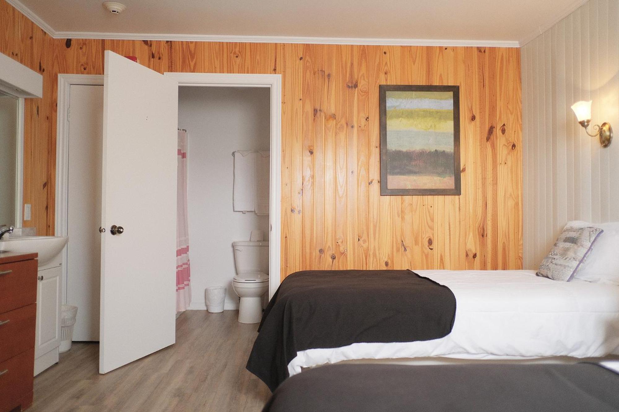 Auberge St-Tite-Des-Caps Saint-Tite-des-Caps 外观 照片
